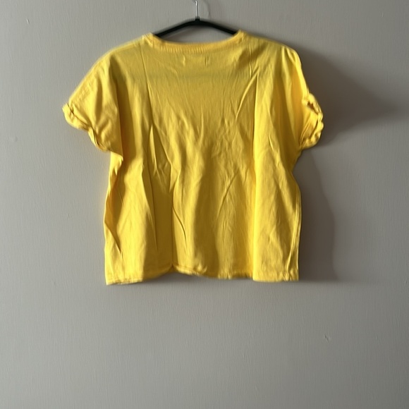 Luxe Yellow Vintage Inspired Graphic Short Sleeve Tee - Picture 4 of 12